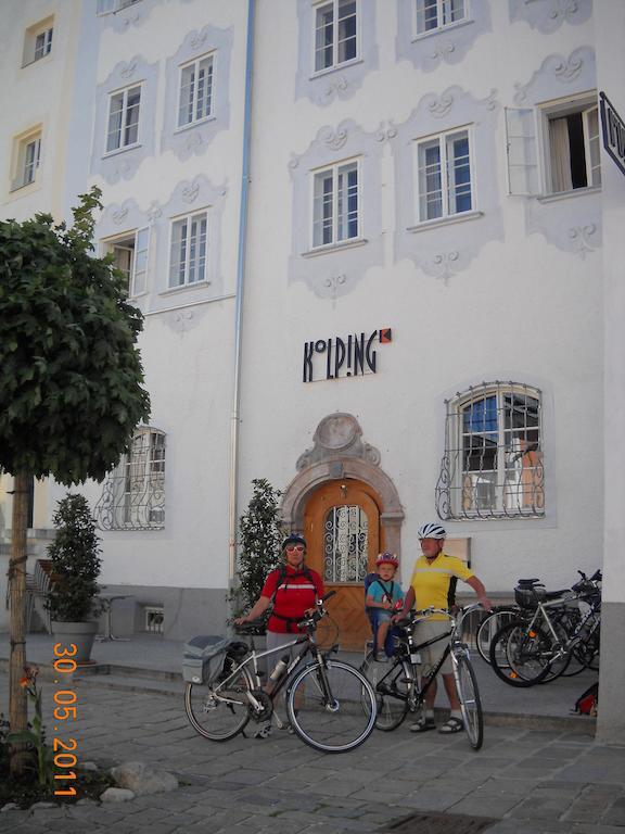 Hotel Kolping Hallein Buitenkant foto